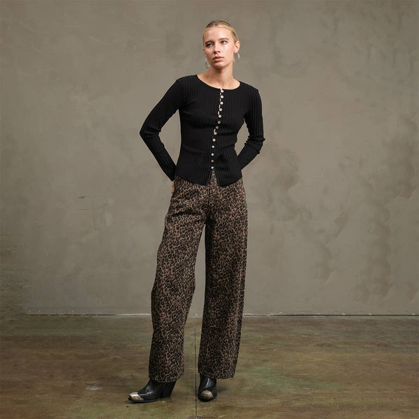 Slim Fit Knit Button Top OH